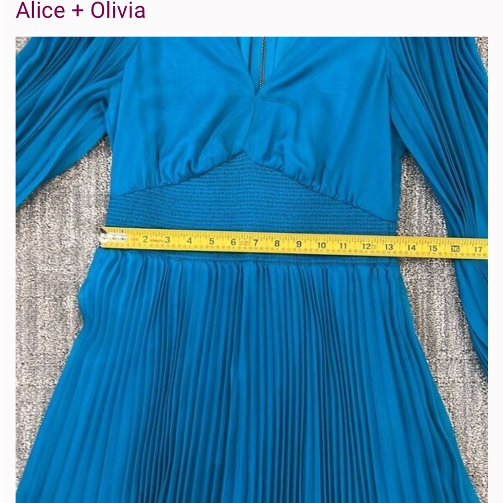 NWOT Alice + Olivia Blue Long Sleeve Pleated Dress - Picture 15 of 16